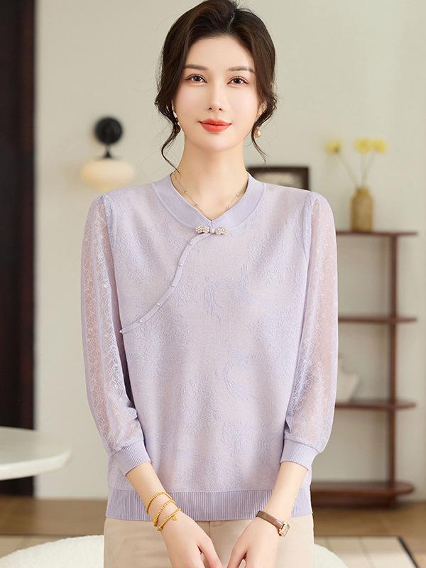 Mom's Slim-Fit Thinning Sweater: Elegant Spring/Autumn Layer for Middle-Aged and Elderly - Anti-Aging, Stylish, Warm, and Versatile.