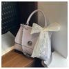 Popular bags women's large-capacity new summer versatile messenger bags casual chain commuter tote bags