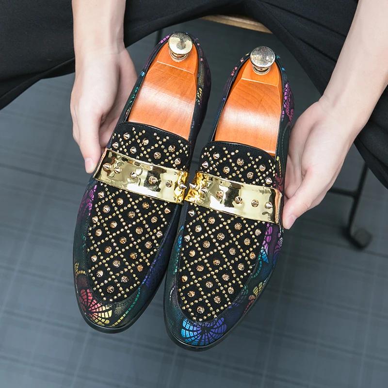 Luxury Designer Men's Studded Rivet Spike Slip On Mens Shoes Man British Rock Punk Wedding Dress Homecoming Shoes for Men