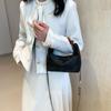 This year, the popular small bag women's 2025 spring new textured chain messenger bag premium pearl bucket dumpling bag