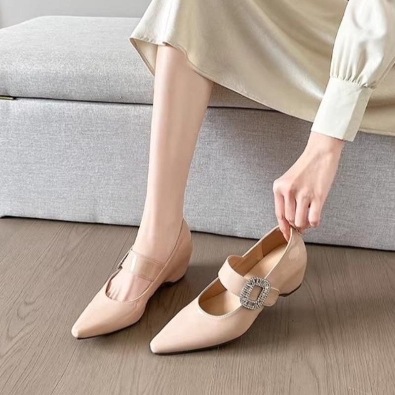 Fashion Buckle Latch Design Low Heel Shoes Women Shallow Mouth Comfort Shoes Relaxation Comfortable Women Shoes