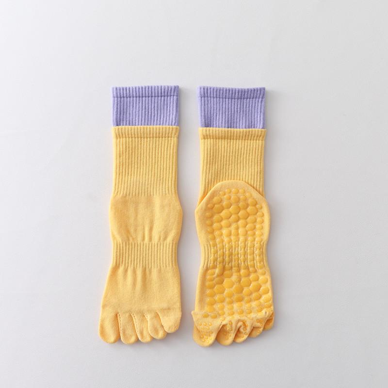 Five-finger Yoga Socks Breathable Cotton Five Toes Pilates Socks Silicone Non-slip Professional Indoor Workout Gym Sports Socks