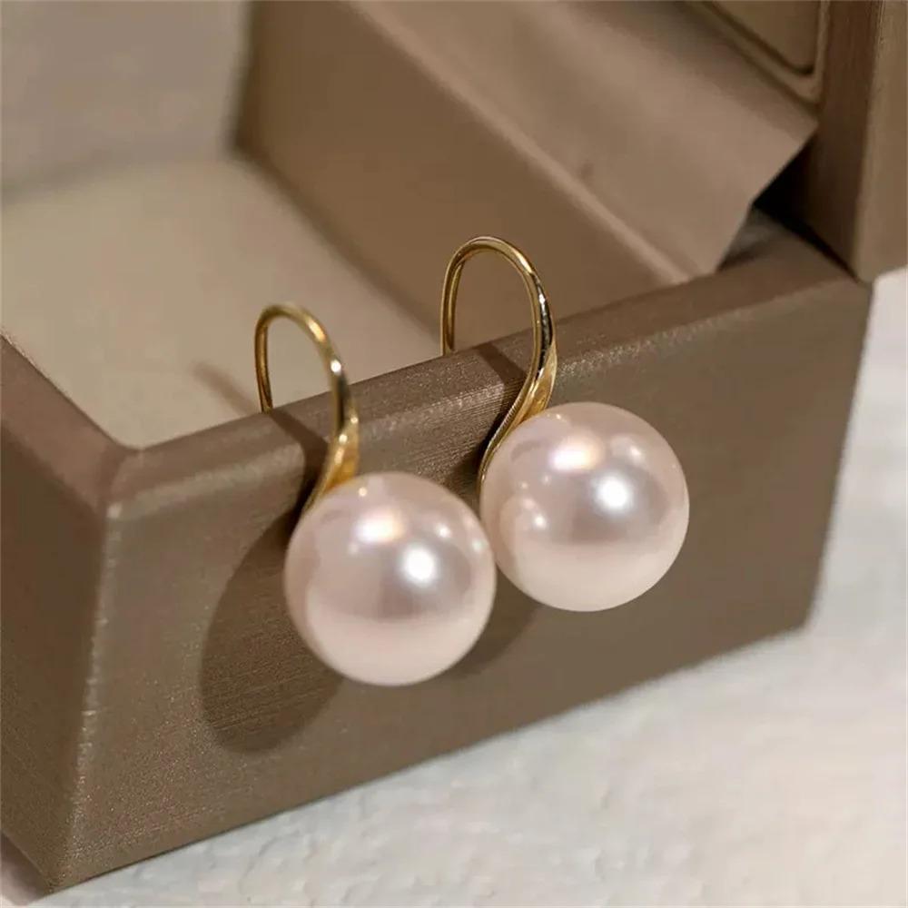 Vintage Pearl Earrings for Women Luxe Round Imitation Pearls Earrings Party Ladies Jewelry