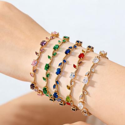 Heißer Verkauf ins Wind Niedlich Süßes Armband Blume Blatt Schmetterling Festival Zirkon Kupferarmband Valentinstagsgeschenk