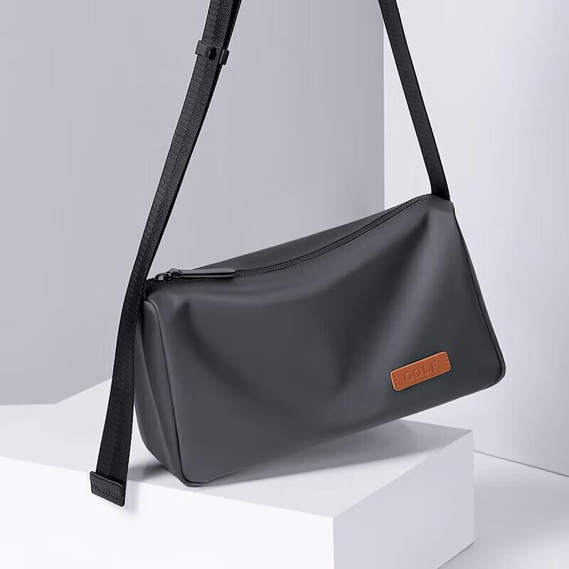 GOLF Lässige Crossbody-Umhängetasche