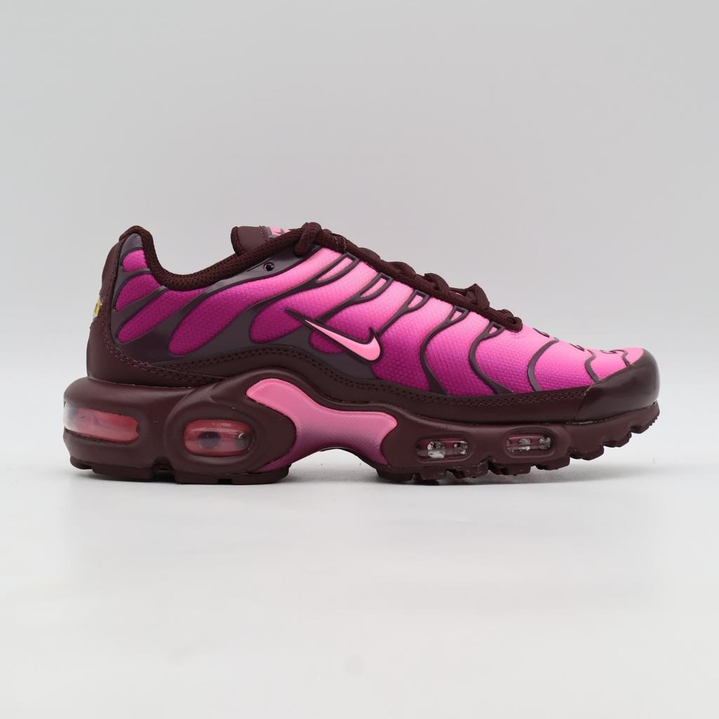 DZ3670-600 Nike Air Max Plus Burgundy Crush Captures Flower Pink Spell (Women's)