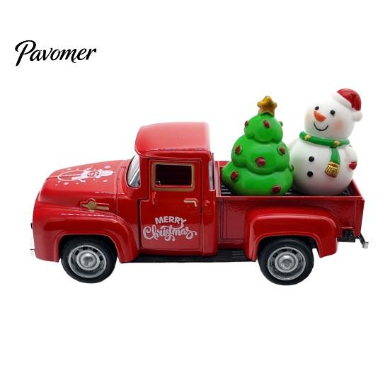 Red Truck Figurine Christmas Pickup Figurine, Vintage Car Statue with Santa Claus, Holiday Ornament Tree, Snowman, Miniature Alloy Vehicle for