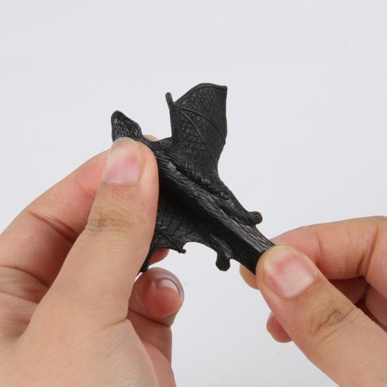 20Pcs Simulation Bat Funny Scary Realistic Anti-fade Wear-resistant Tricky Props Mini Halloween Luminous Bat Ornament Party Supplies