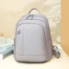 Stilvoller gesteppter Rucksack für Damen Modisches Design mit mehreren Taschen und verstellbaren Trägern