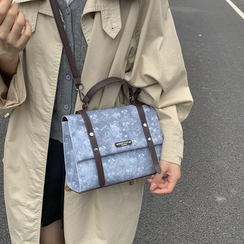 Nischdesign retro ryggsäck dam ny college stil avslappnad liten ryggsäck multifunktionell axelväska