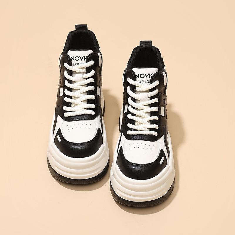 Inner heightening thick-soled casual little white shoes high-top autumn and winter new Ouruo dynamic wind shoes women's shoes are versatile