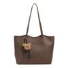 Simple and Popular Bucket Bag Women's Bag New Fashionable Versatile Commuter Largecapacity Tote Shoulder Bag