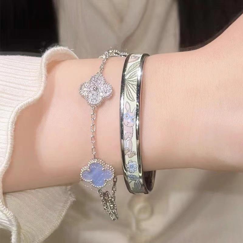 Ultra-gleaming Full-diamond Four-leaf Clover Women's Light Luxury High-end Exclusive Delicate Four-leaf Flower Necklace and Bracelet