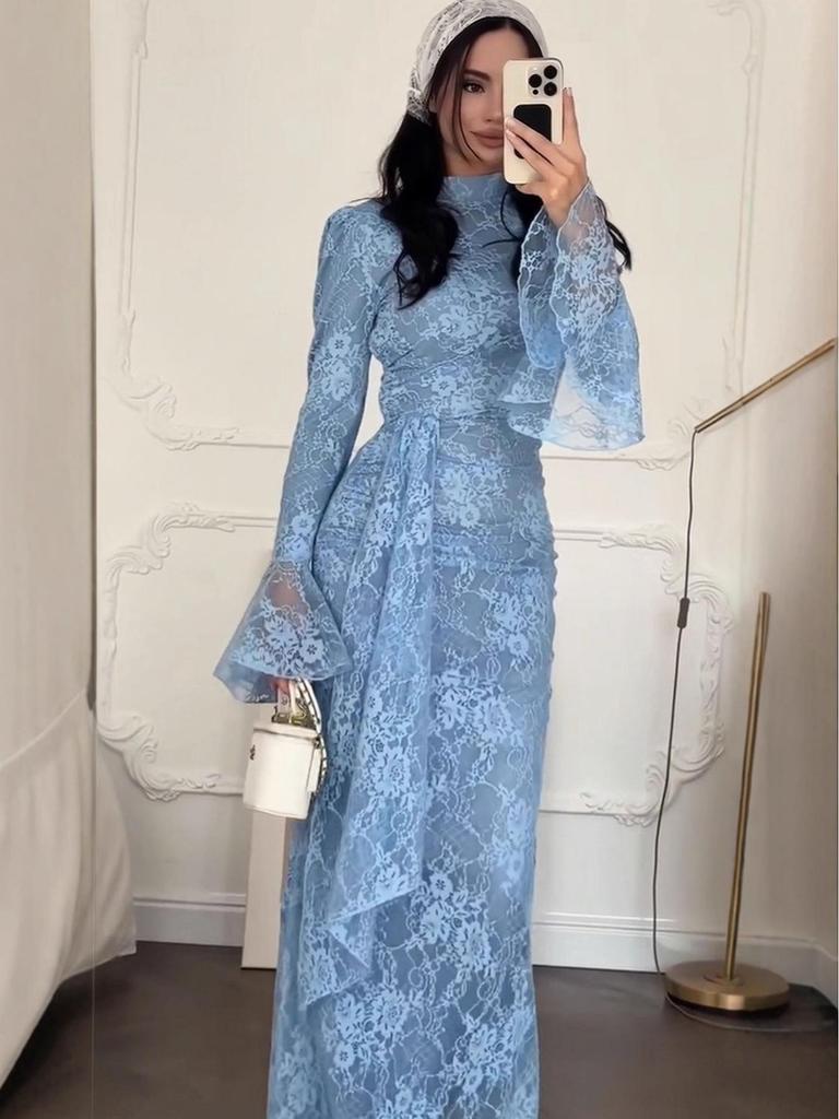 Autumn 2025 Blue Lace Waist-Cinching Long-Sleeved Women's Dress