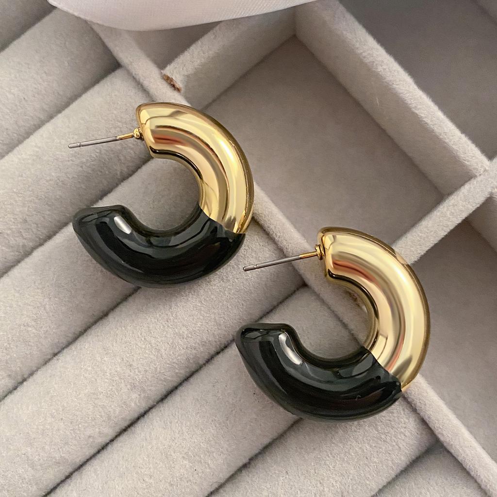 PuRui Trendy White/Black/Red C Shape Stud Earrings for Women New Acrylic Simple Earrings Ladies Party Wedding Zircon Gifts 2024