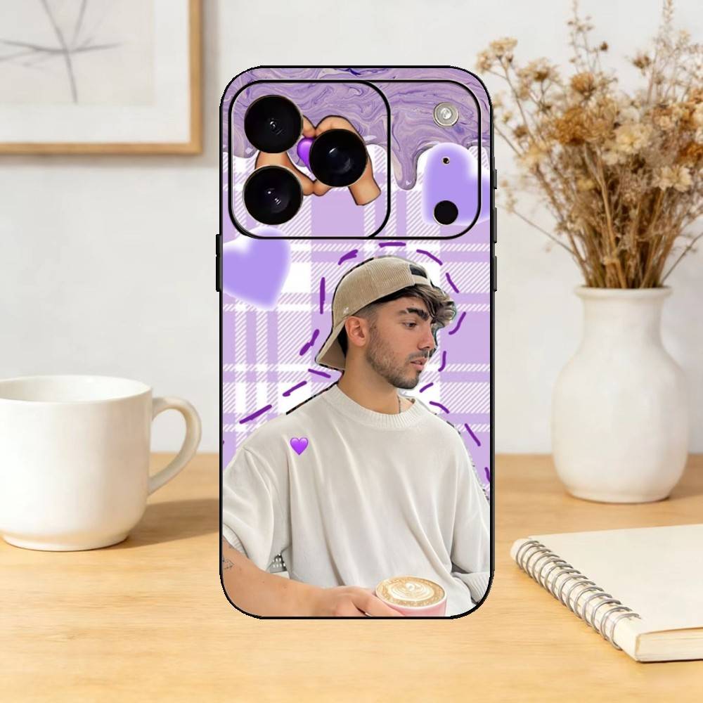

Fede V-vigevani Para Singer Phone Case For iPhone 17,16,15,14,13,12,11 Plus,Pro,Max,Mini Silicone black Soft Cover iPhone12
