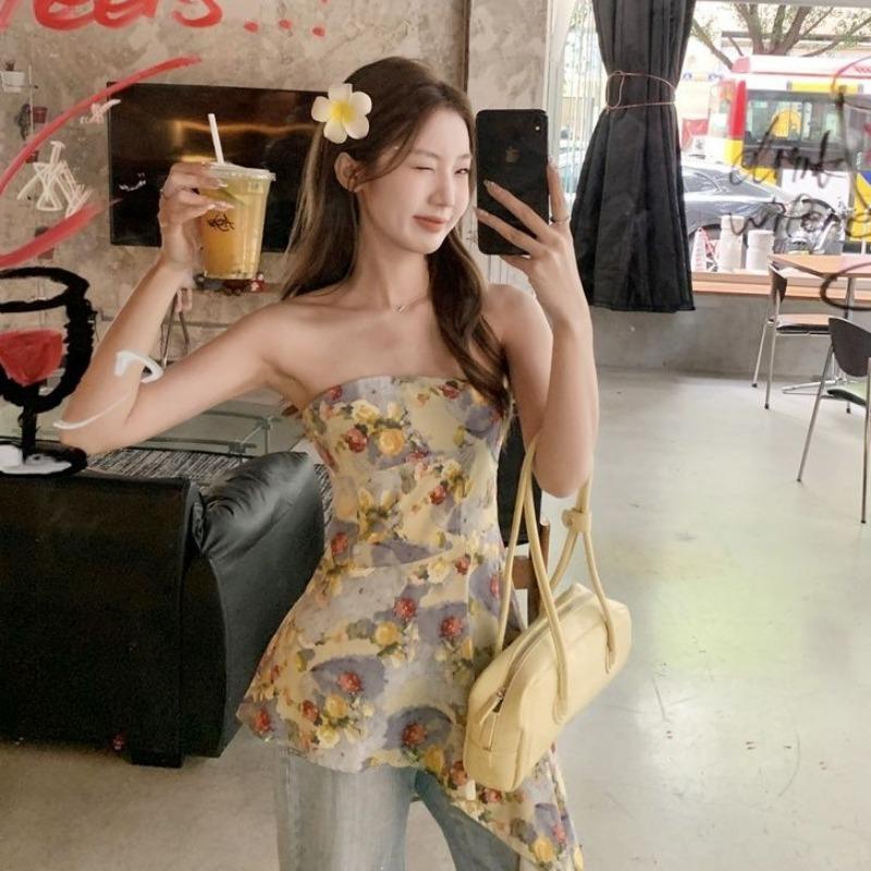

Summer Fresh and Sweet Age-reducing Floral Design Tube Top with Suspenders for Women Gender-neutral Irregular Hem Waist-cinching Top S зелёный