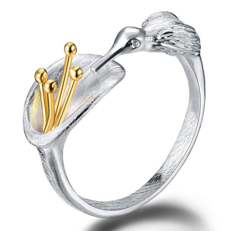 

2026 New Design with Shiny Geometric Dual Tone Hummingbird Exquisite Jewelry and Personalized Temperament Ring resizable