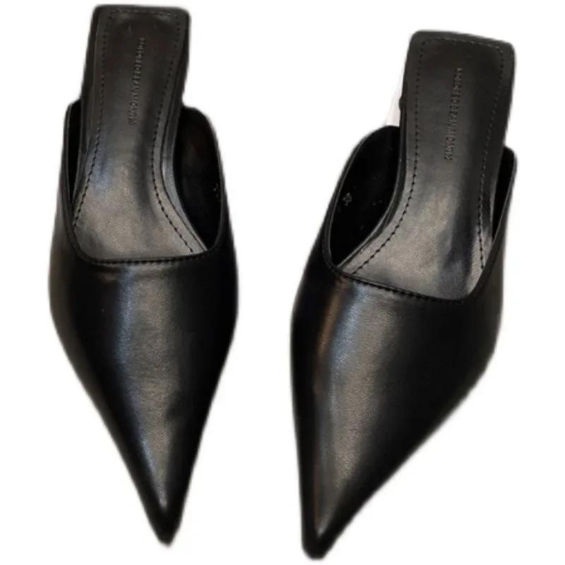 2024 Hot Selling New Temperament Thin Pointy Cat with Baotou Sandals Women Wear Soft Leather Thin with Mueller Half Slippers