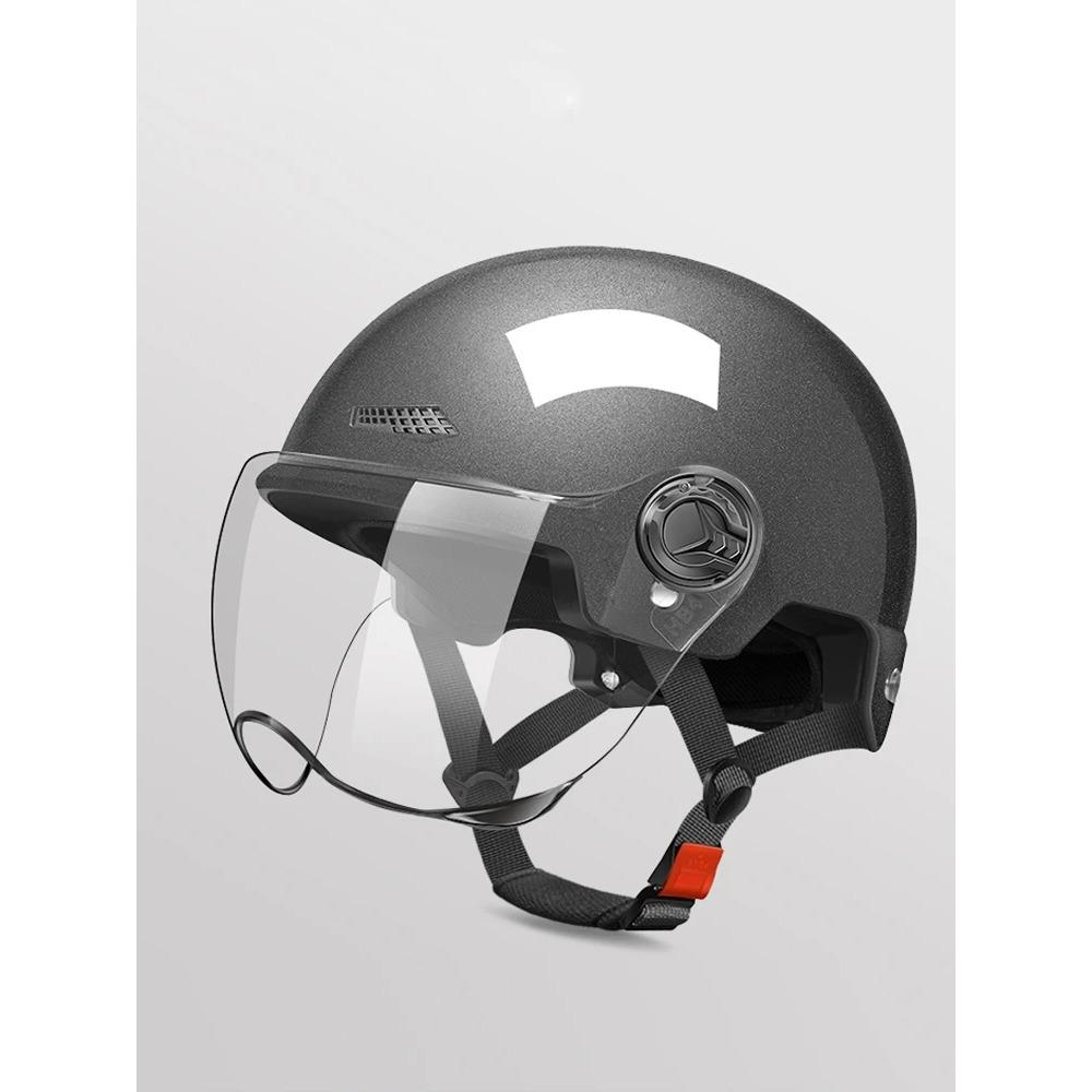 Helmet For Electric Motorcycle Man Woman Helmet Sun Protection Anti-UV Lightweight Half Helmet 4 Layers Of Protection Moto Casco