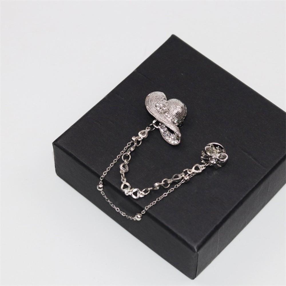 Personality Crystal Hat Bow Brooch Zinc Zinc Alloy Zircon Badge Pin Tassel Pendant Brooch Party Favors
