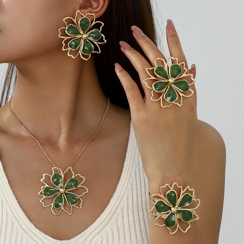 Hot-selling new dripping oil elegant and sweet lotus double-layer hollow three-dimensional flower ring bracelet stud earrings necklace