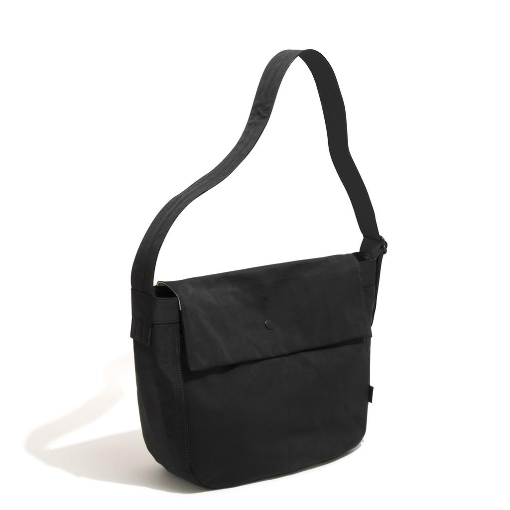 Untrac Newspaper Shoulder Bag 14L No.60402