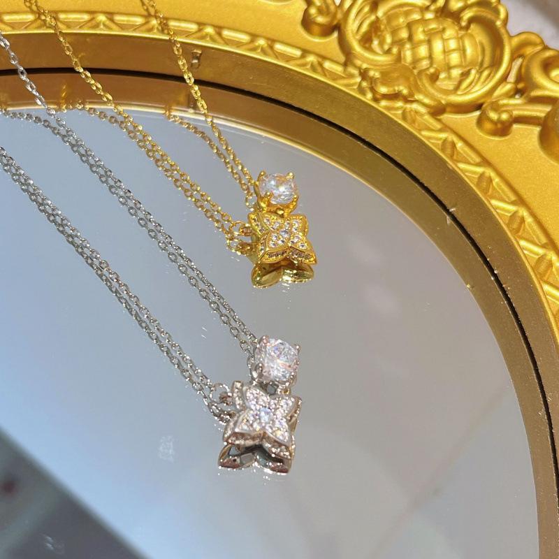 Premium Sense Full Diamond Presbyopia Tetragonal Star Pendant Collarbone Chain Light Luxury Design Sense Simple Zircon Necklace Female