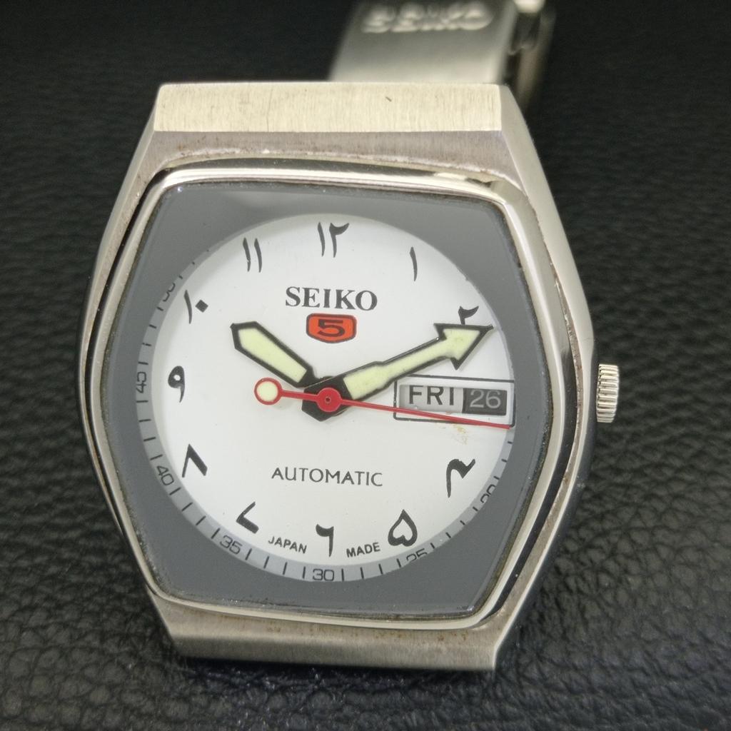 GENUINE VINTAGE SEIKO 5 AUTOMATIC 6119C JAPAN MENS WHITE DIAL WATCH A702463-5 R124-a702463