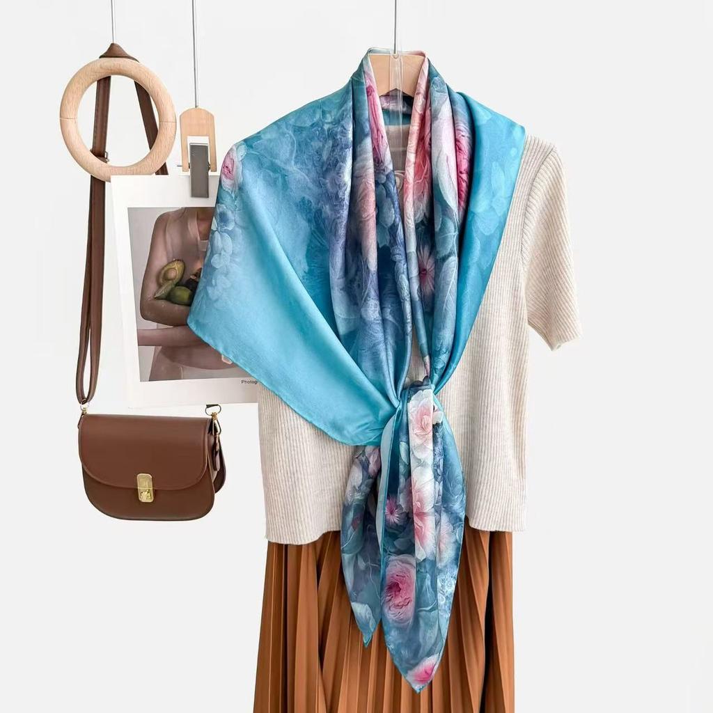 New fashion 111 mulberry silk silk scarf, women's Spring Festival gift for elders to keep warm 111 silk collection