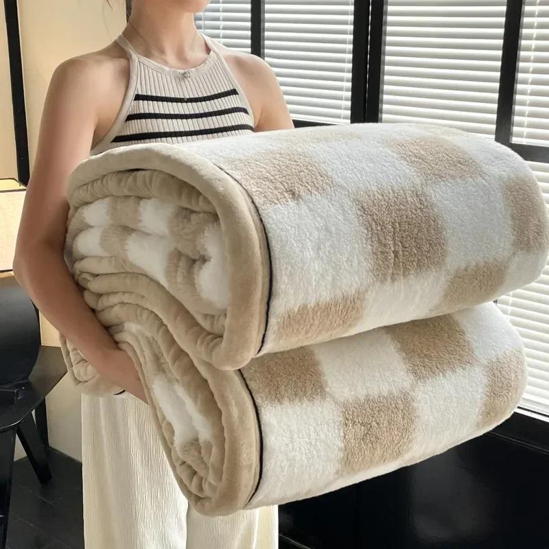 Winter Thick A Grade Plaid Coral Fleece Soft Warm Thick Bed Blankets Plush Sofa Blanket Bedding Sheet Home Office Supplies