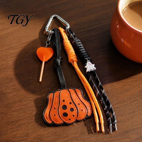 Pumpkin Key Ring Faux Leather Keychain Pendant, Halloween Bag Charm with Rustic Decor Braided Rope, Decorative Accessory for Backpacks Handbags Purse