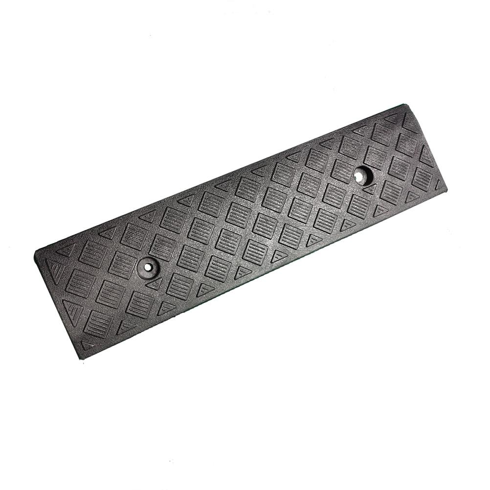 

Random Color Auto Car Threshold Ramp Plastic Portable Curb Ramp Anti Slip Lightweight Threshold Ramp for Car Trailer