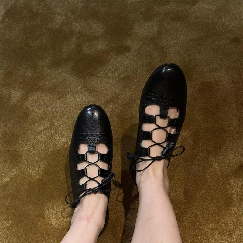 Fashion New Flat Shoes Autumn Fashion Round Toe Cutout Breathable Front Lace-up Soft Sole Non-Slip Wear-Resistant Single Shoes