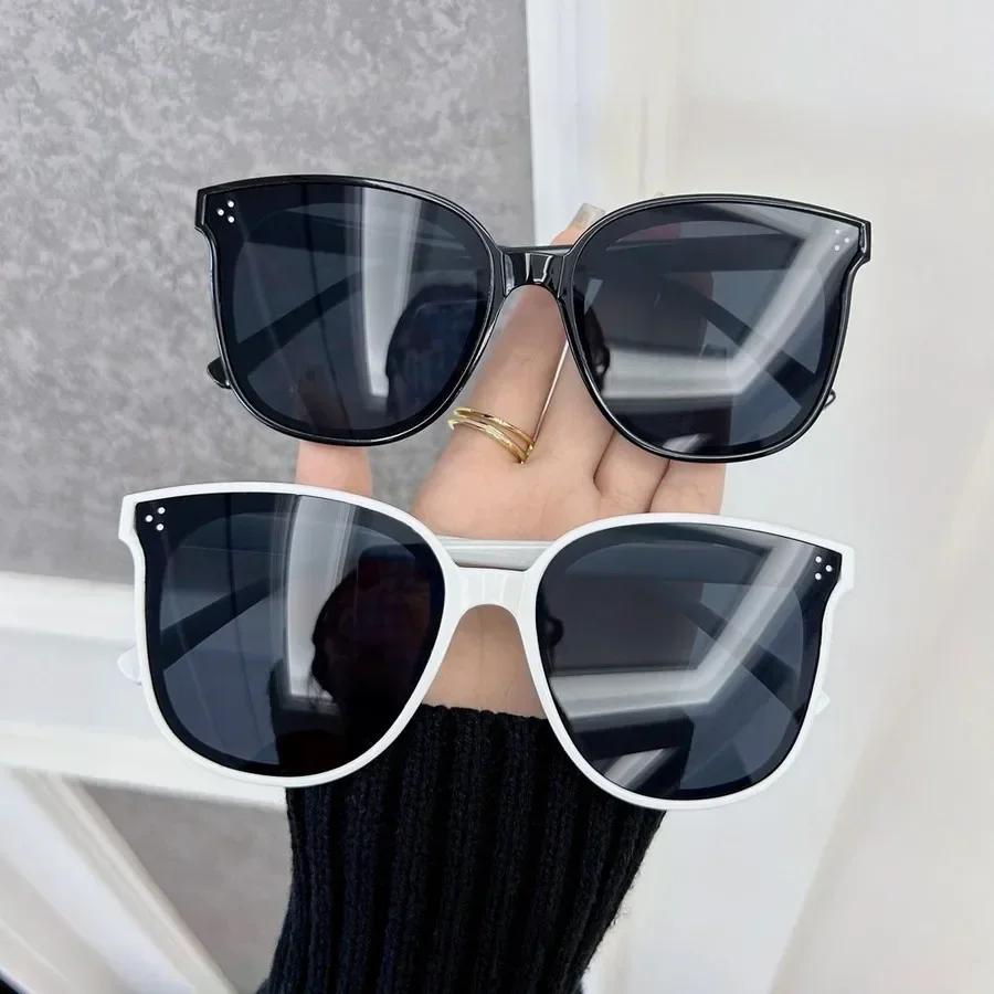 Fashion Square Sunglasses Women Men Brand Designer Luxurious Sun Glasses Female Outdoor Casual Travel