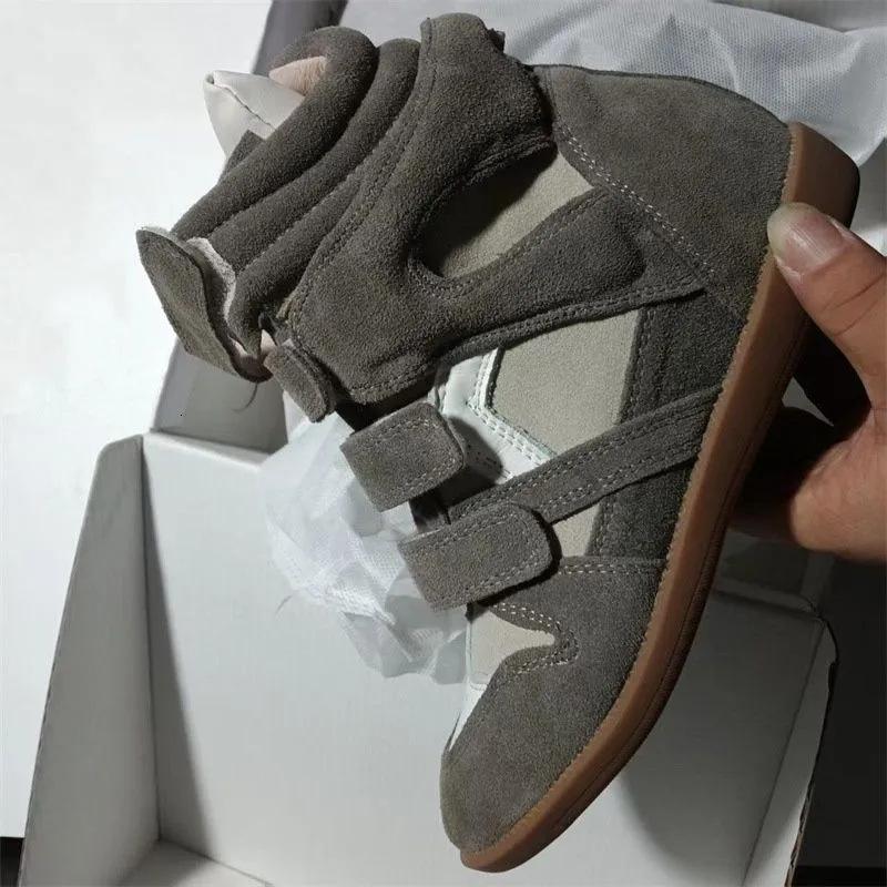 Wewnętrzne buty sportowe i rekreacyjne podwyższające wzrost do pieszych wędrówek z dopasowaniem kolorystycznym, klasyczne i wszechstronne buty w wysokiej wersji