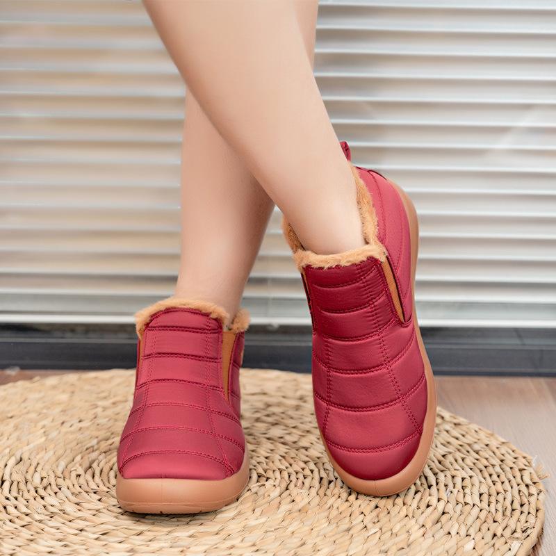 Bottes en coton 2021 Hiver Nouvelles chaussures en coton Peluche Chaude Grandes Chaussures pour femmes Couple Loisirs Bottes de neige Femmes