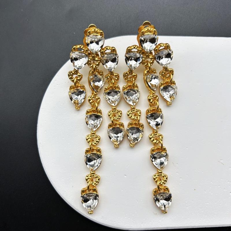 

Vintage Heavy Industry Shoulder Sweep Earrings With Elegant Style Triangular K9 Handmade Glass Tassel Earclip