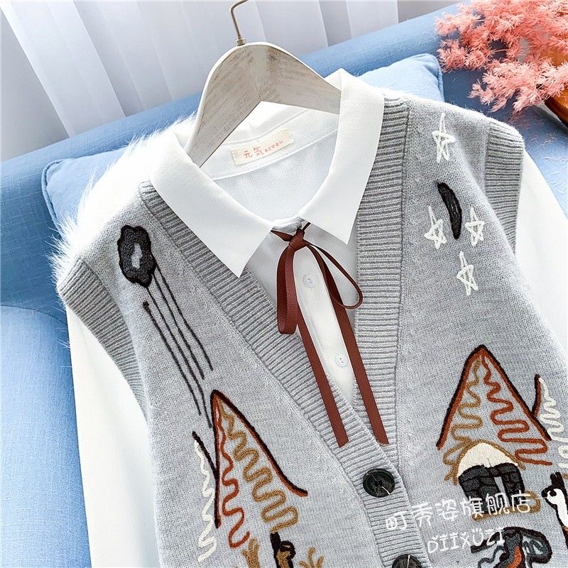 Spring  Autumn Knitted Vest Women Loose Knit Sleeveless Top V-neck Sleeveless Sweater Embroidered Cardigan Vest