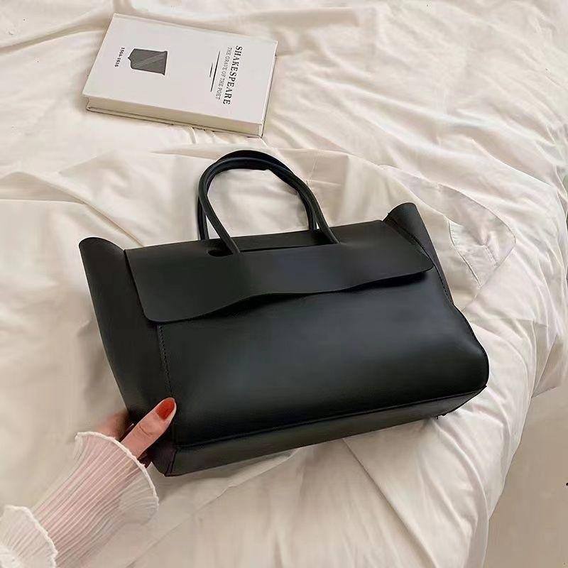 

Premium big bag women s bag 2025 new trendy Korean version large capacity handbag fashionable retro commuter tote bag