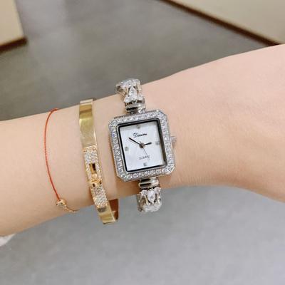 New Fashion Square Retro Diamond Bracelet Watch Temperament Casual Light Luxury Women's Three-Hand Quartz Watch