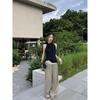 Qiao Mi, a Sling Vest for Women's Summer Wear, and a Hot Girl Wears a Sleeveless Neck Top with a Great-looking Temperament.