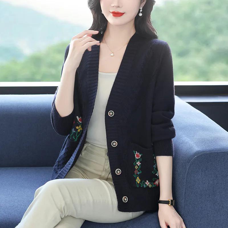 Damski sweter rozpinany z dzianiny Wiosna i Jesień Sweter dla matki w średnim wieku Odzież wierzchnia