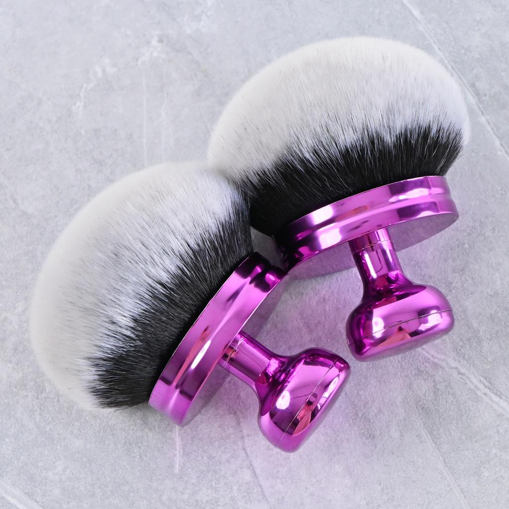 Extra Large Fluffy Powder Brush for Body & Neck Soft Kabuki Makeup Brush for Loose & Pressed Powder, Foundation, Fiber Brush for Smooth Blending