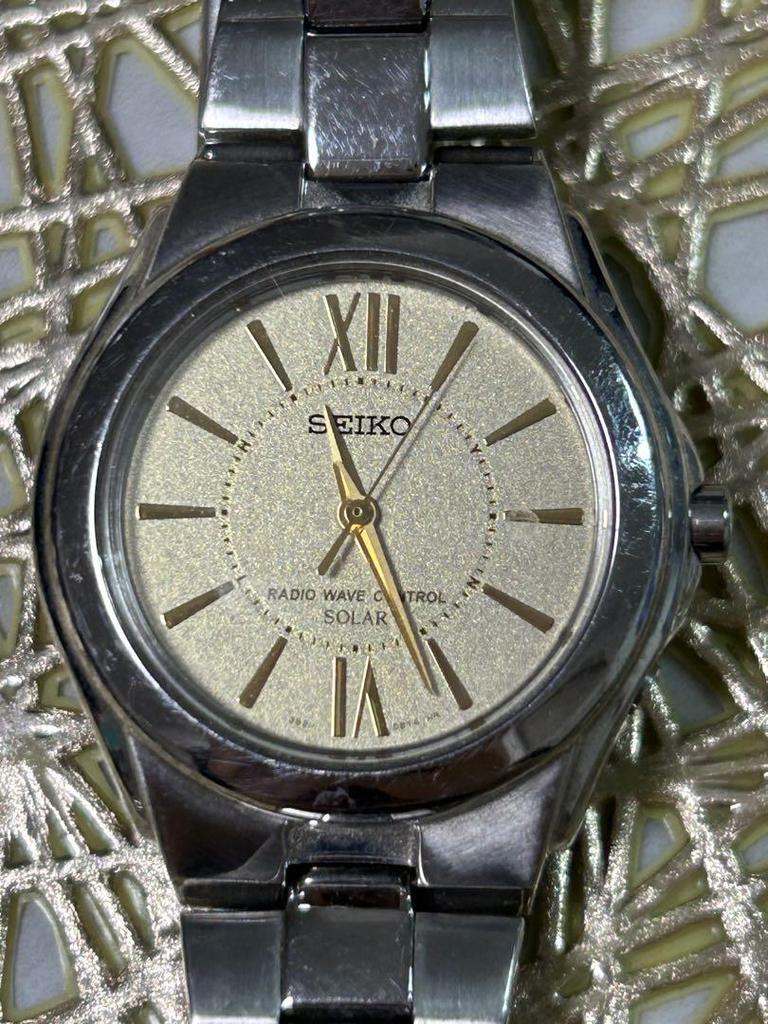 [USED] SEIKO Solar Radio-Controlled Watch Silver/Gold