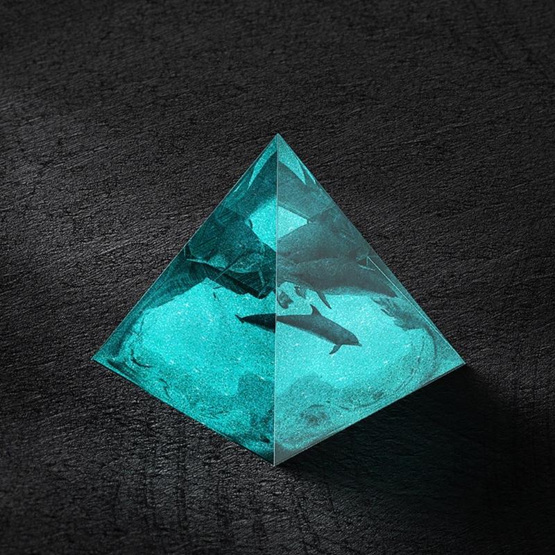 Silicone Pyramid Molds Crystal Epoxy Mold Pyramid Epoxy Resin Casting Mold for DIY Crafts Aromatherapy Candle Making