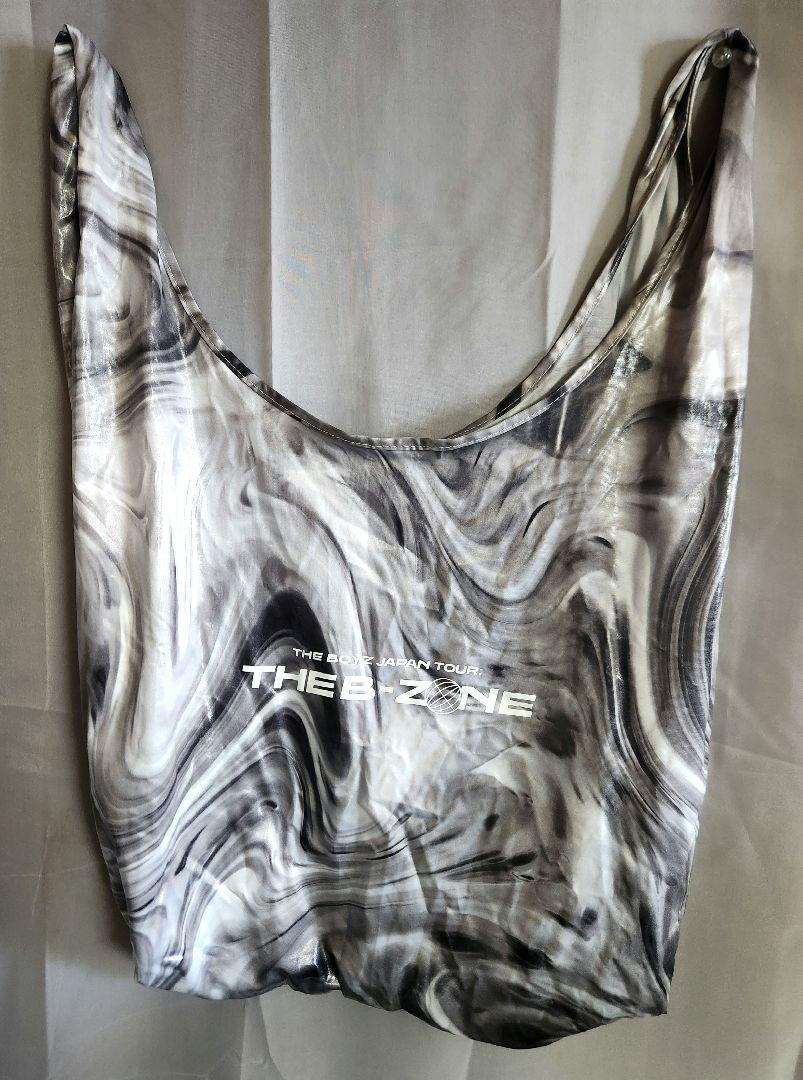 

[USED] THE BOYZ Marche Bag