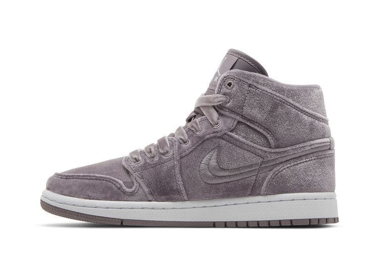 Wmns Air Jordan 1 Mid 'Purple Velvet'