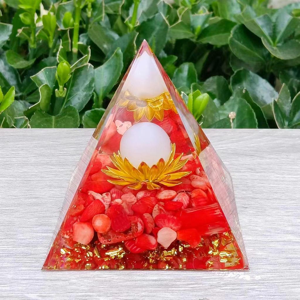 Crystal Stone Pyramid Resin Decor: Home, Office, Car Ornaments
