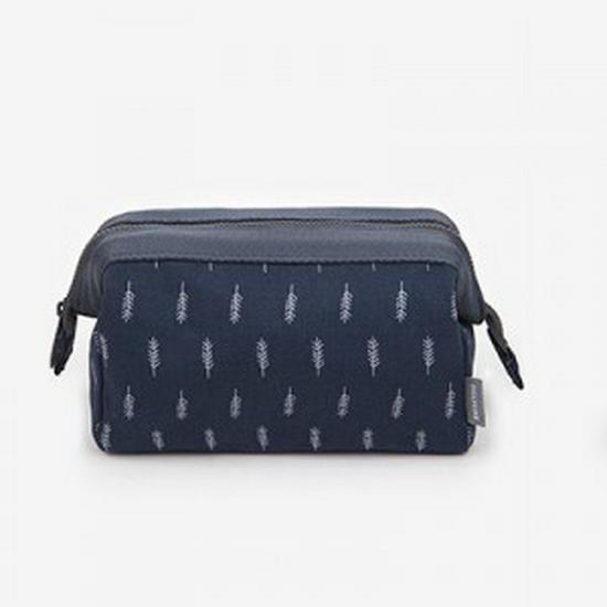 

Portable Large-Capacity Multifunctional Makeup & Cosmetic Travel Organizer Large